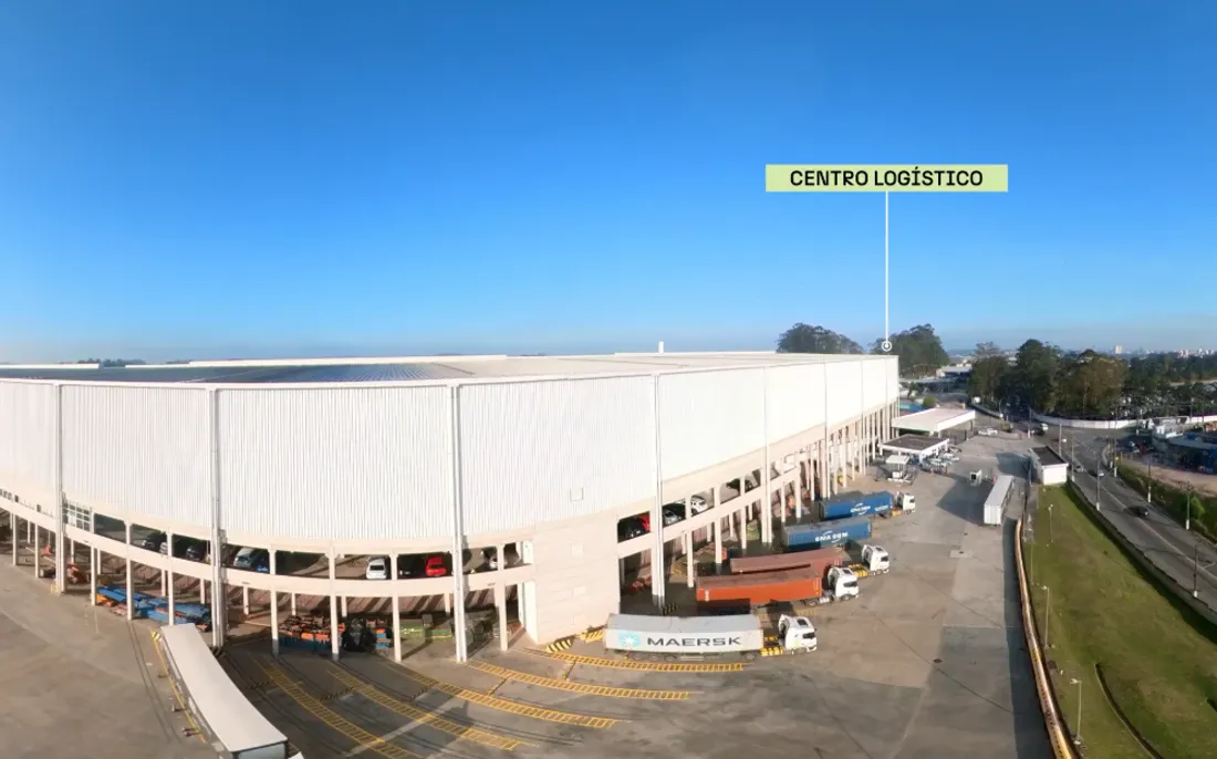 Centro logístico visto do alto